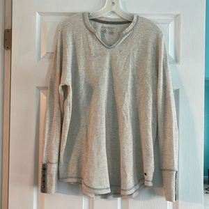 Legendary Whitetails Women’s 1x plus 1 thermal shirt top cream